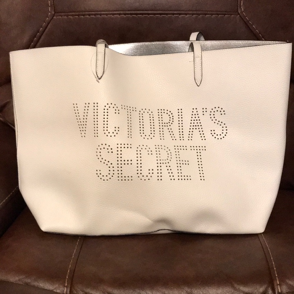 V.s tote bag